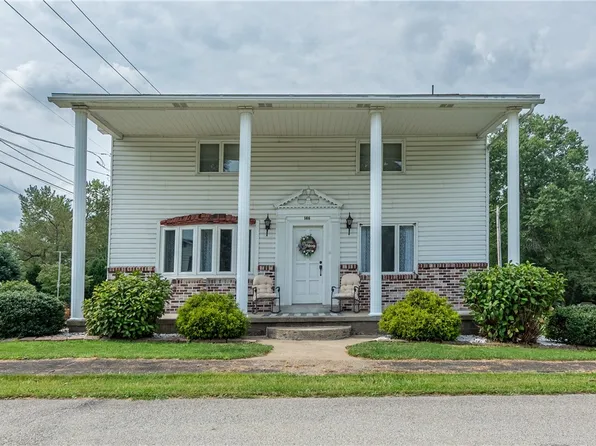 146 Carmichaels St, Rices Landing, PA 15357