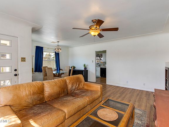 4th image of 2512 E VERDE Lane