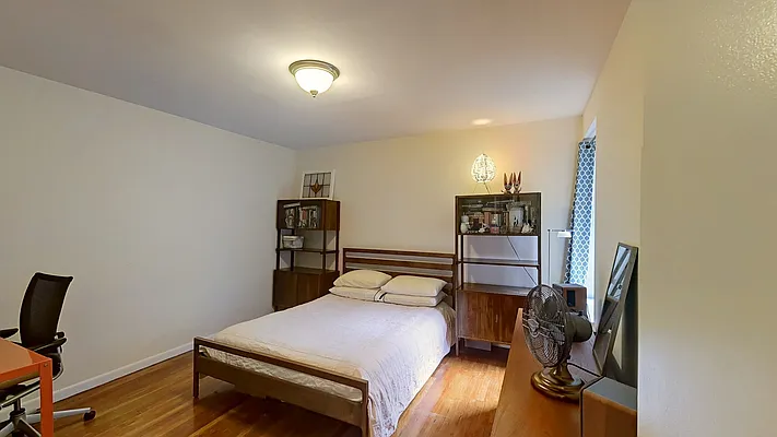 Rented by Emor Management Inc. | media 18