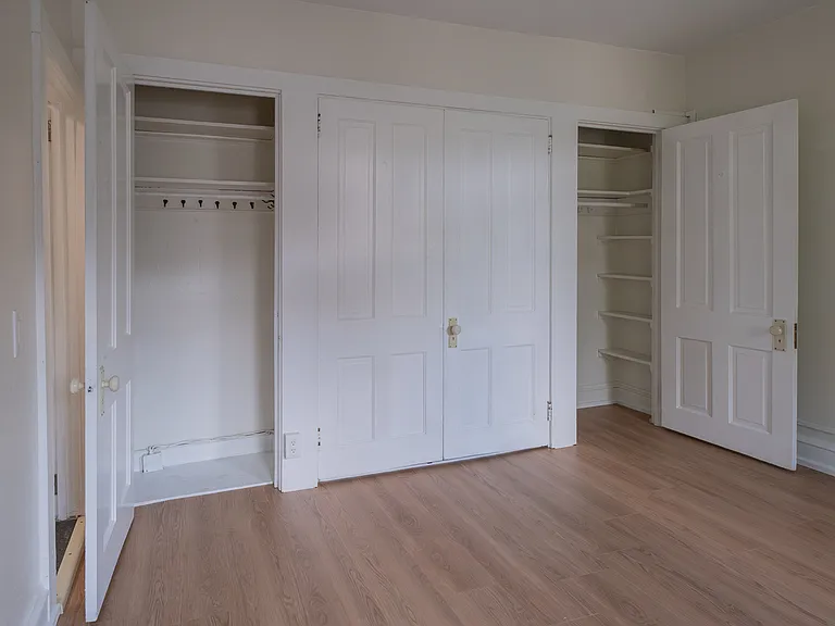 223 N Mulberry St — Photo 10