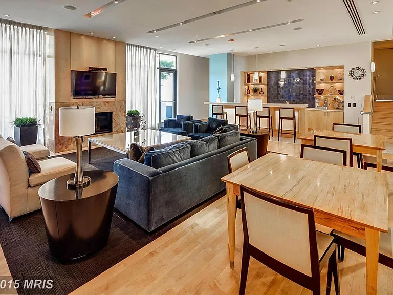 475 K St NW #1018 — Photo 20