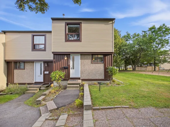 1248 Bethamy Ln, Ottawa, ON K1J 8P4