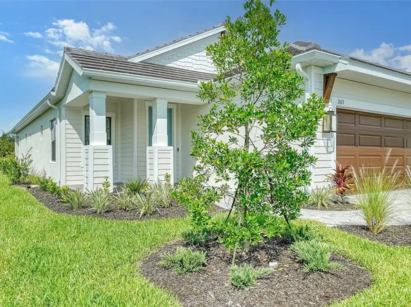 2613 Star Apple Way, Sarasota, FL 34240