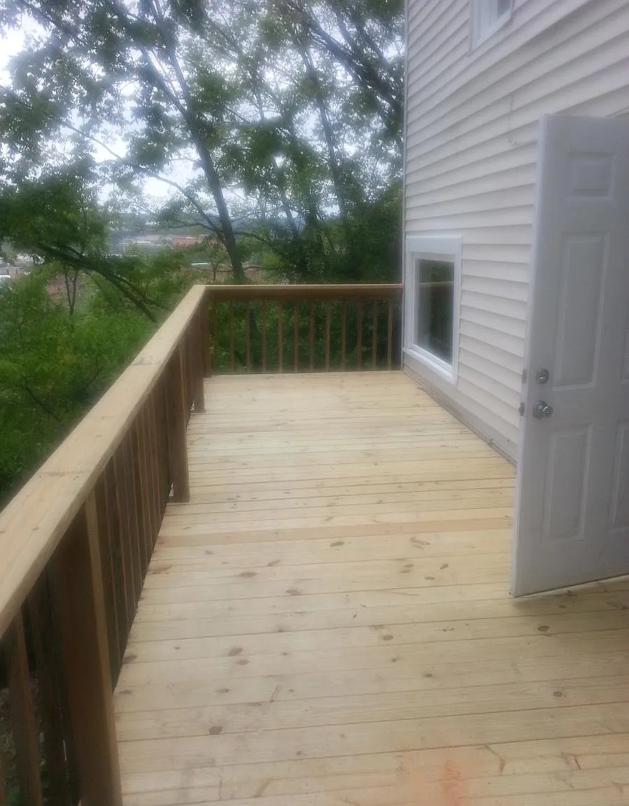 3 bed, 2000 sqft, $2,100 — Photo 1