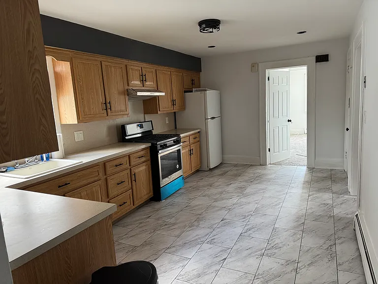 184 Market St #2 — Photo 2