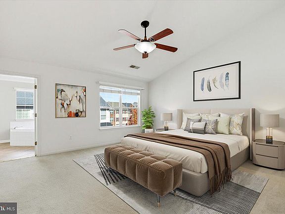 5th image of 6636 Hunter Creek Ln