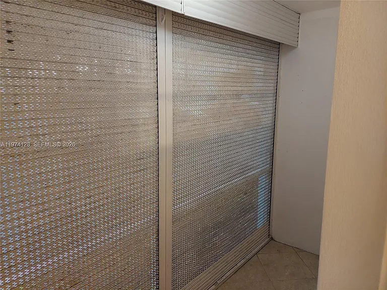 714 NE 10th St #103 — Photo 12