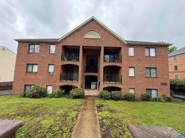 2108 Jefferson Park Ave, Charlottesville, VA 22903