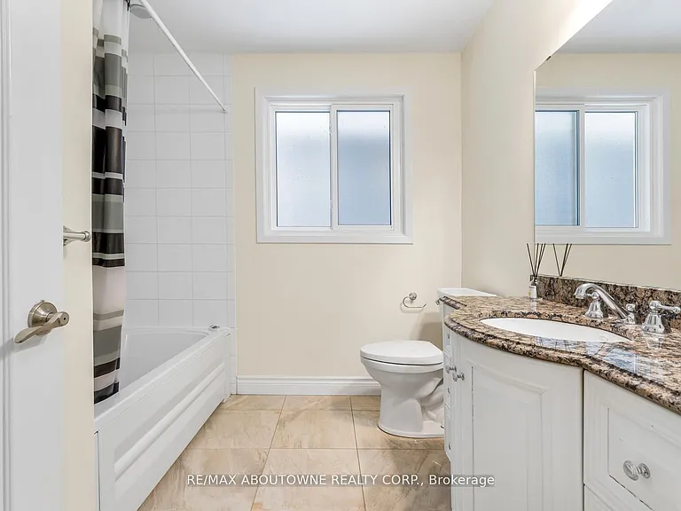 145 Wolfdale Ave — Photo 18