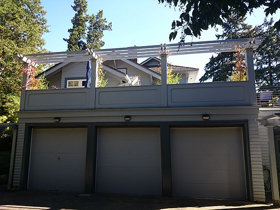4th image of 3115 W Laurelhurst Dr NE