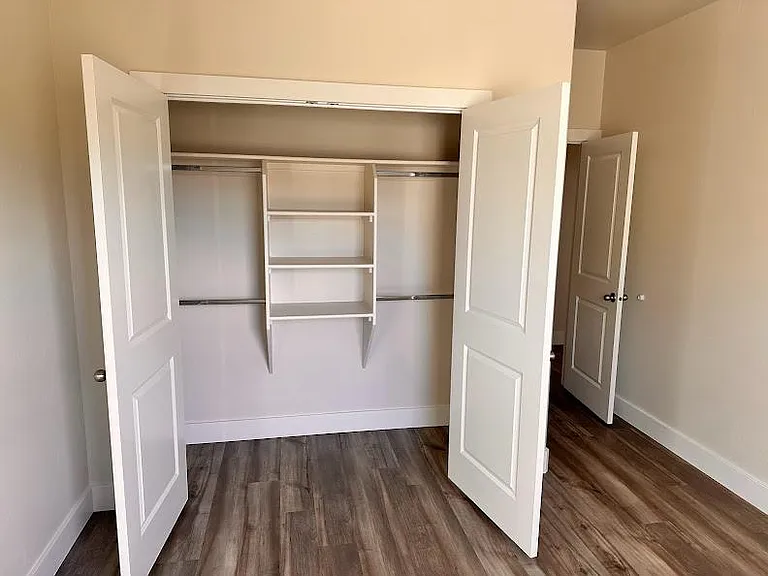 1025 W Cheney Dr — Photo 6