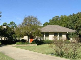 3517 Estates Dr, Dalworthington Gardens, TX 76016