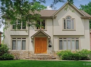 2324 Farnsworth Ln, Northbrook, IL 60062