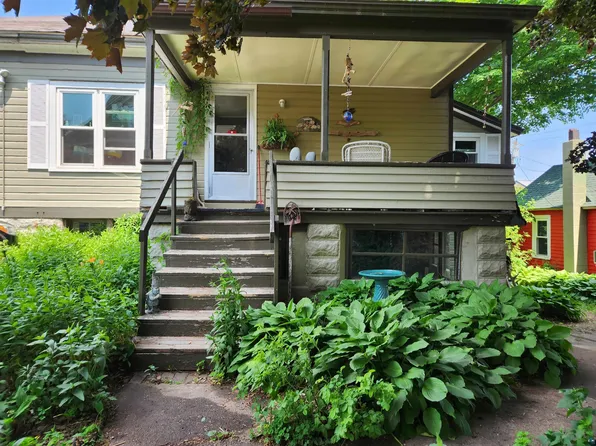 20 N 1st St #2, Bayfield, WI 54814