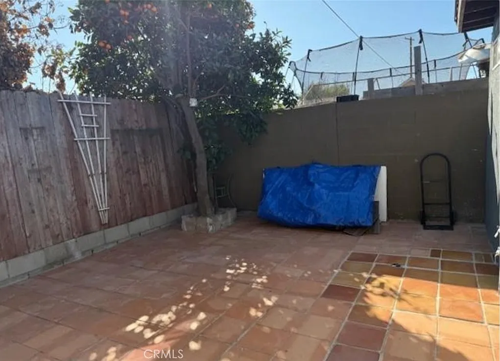 Studio, 150 sqft, $1,450 — Photo 4