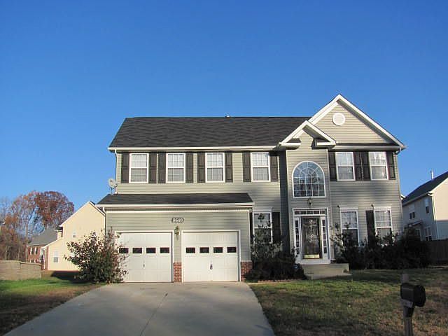 2nd image of 8640 Queensway Ct