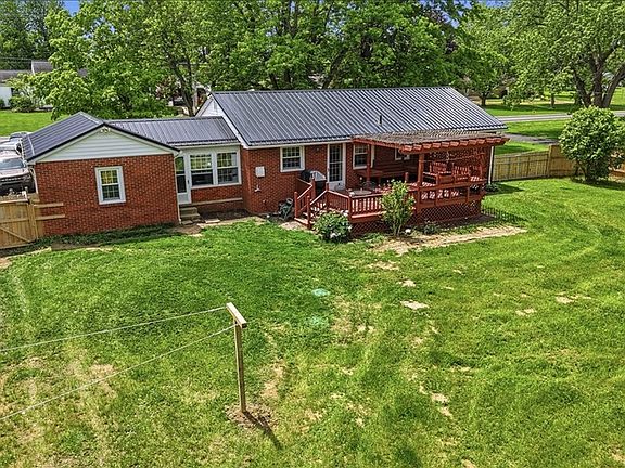 4th image of 2880 Taylortown Rd