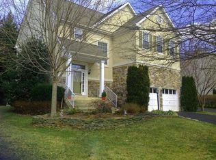 47544 Hidden Cove Ct, Sterling, VA 20165