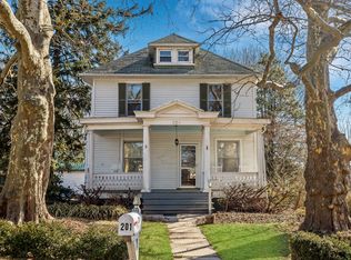 201 Park Ave, Mount Airy, MD 21771