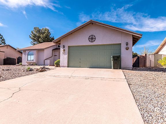 2nd image of 1540 Jasmin Dr