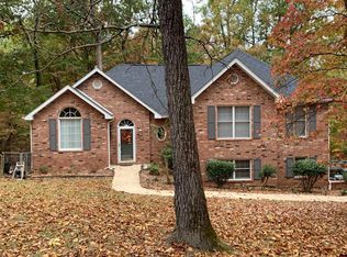136 Oakley Rd, Mountain Home, AR 72653