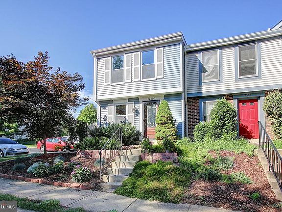 3rd image of 12500 Laurel Grove Pl