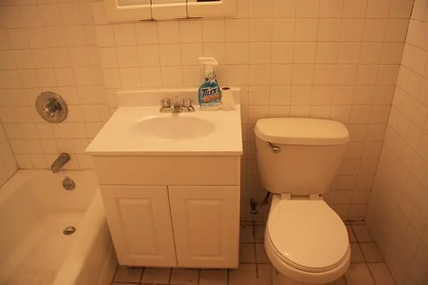 Rented by Lang Realty LLC | media 9