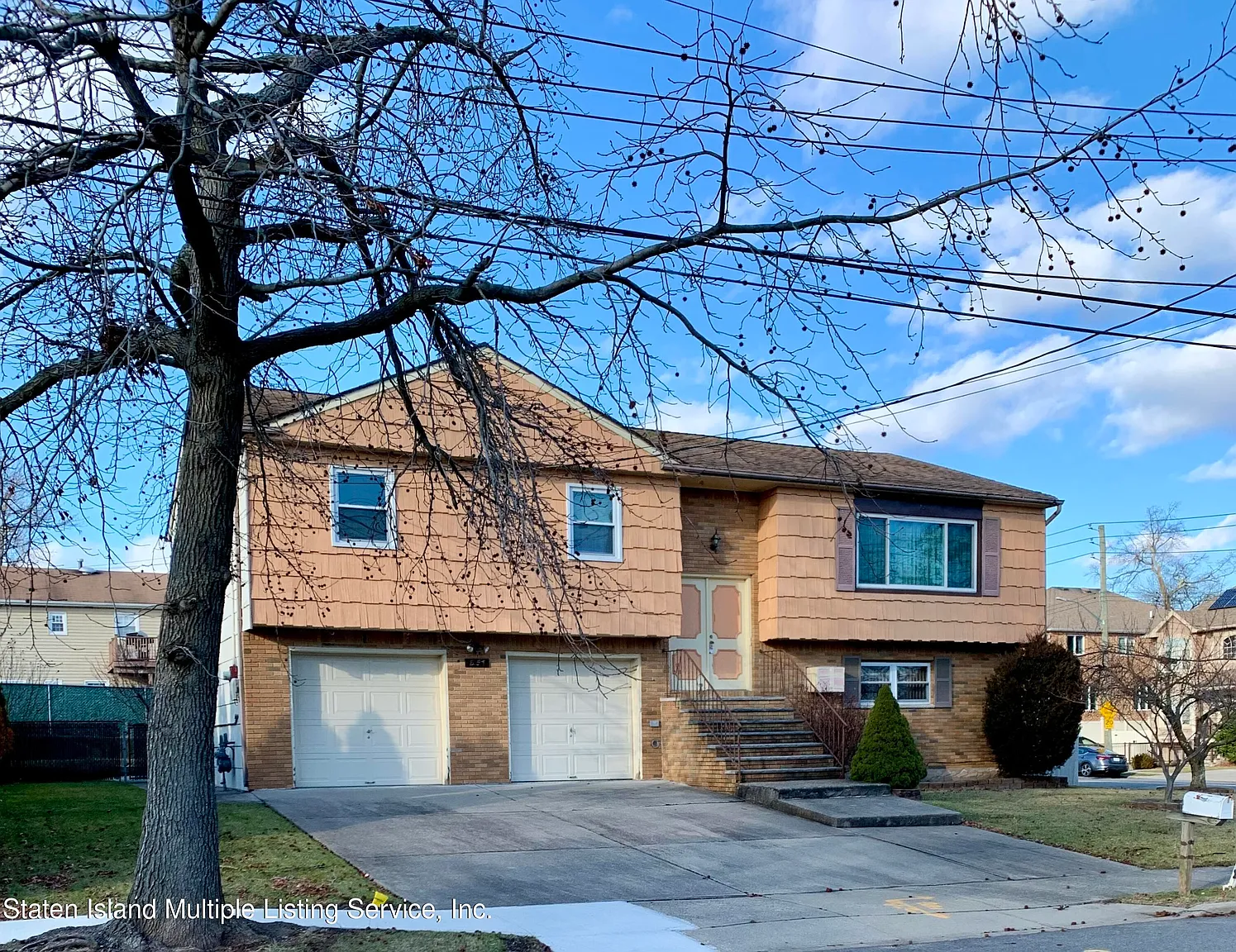 851 Edgegrove Ave photo 1
