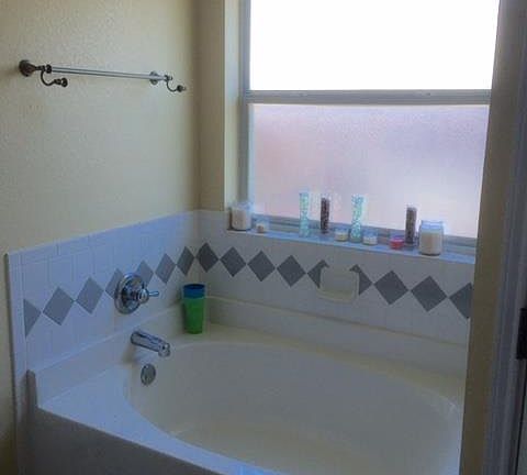 5th image of 2405 Gail Dr