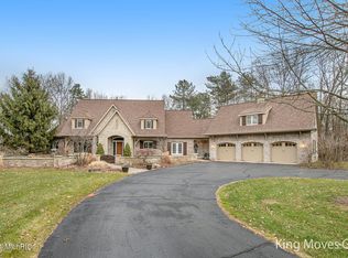 6725 Old Darby Trl NE, Ada, MI 49301