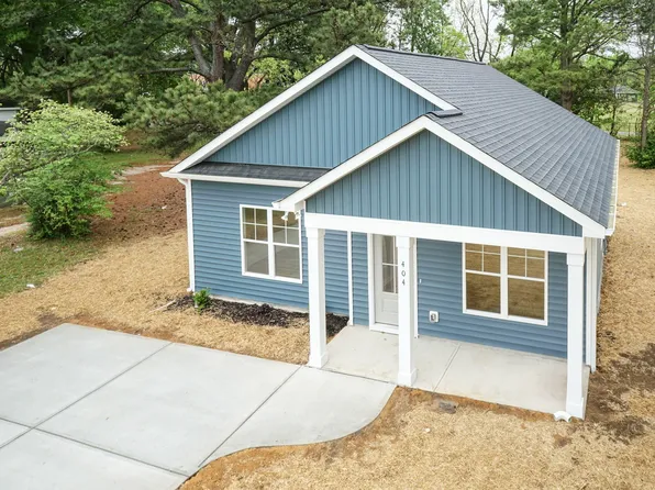 404 E Townsend St, Dunn, NC 28334