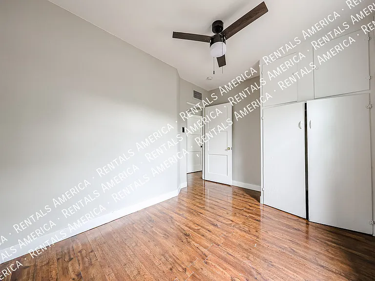 1723 W Indianola Ave — Photo 23
