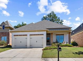 122 Bleu Dr, Ridgeland, MS 39157