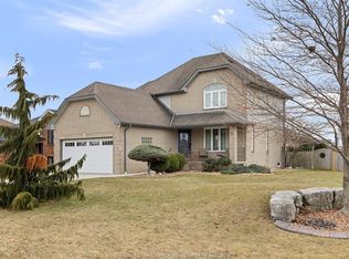 1445 Girard Dr, Lakeshore, ON N8L 0R3