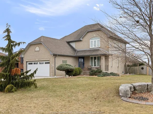 1445 Girard Dr, Lakeshore, ON N8L 0R3