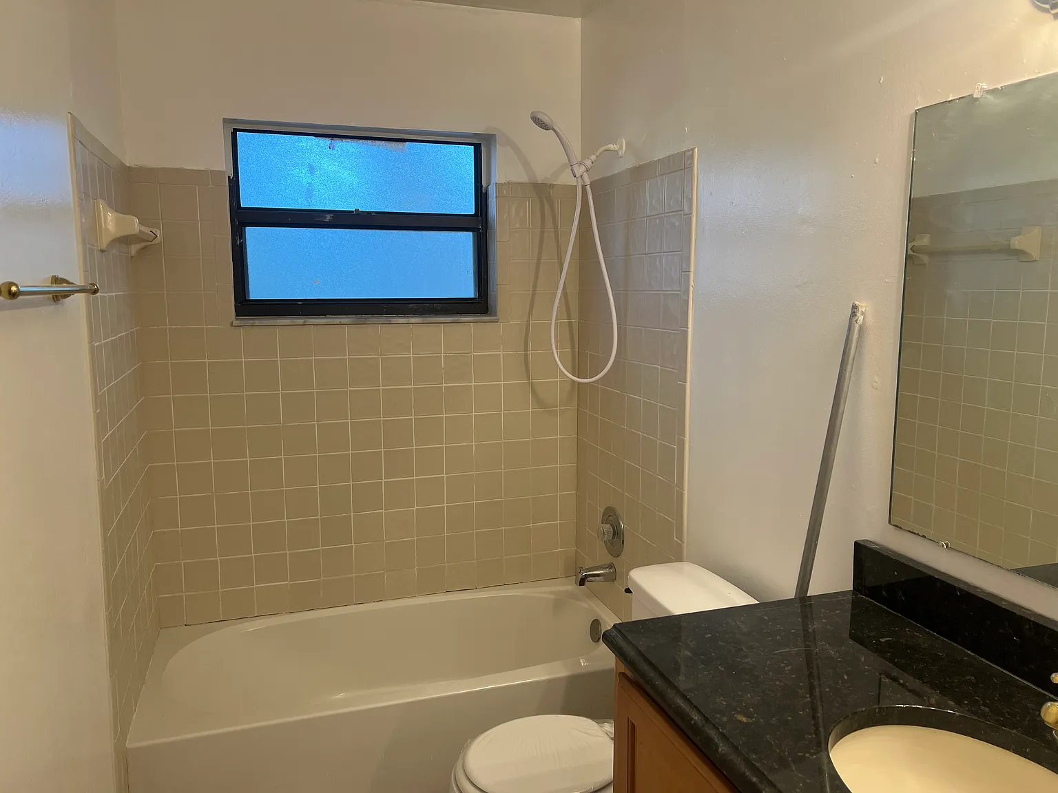 2 bed, 980 sqft, $1,600 — Photo 4