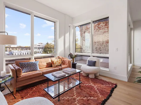 334 21st St #4B, Brooklyn, NY 11215