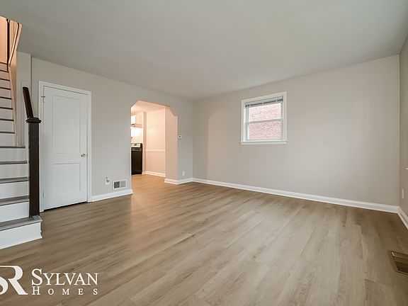 003-photo-living-room-10947453_05102022