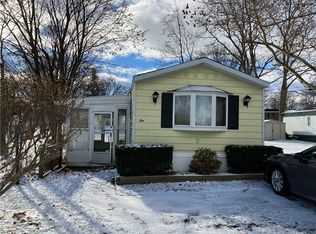 4 Valley View Dr, Avon, NY 14414