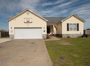 202 Quarry Trl, Richlands, NC 28574