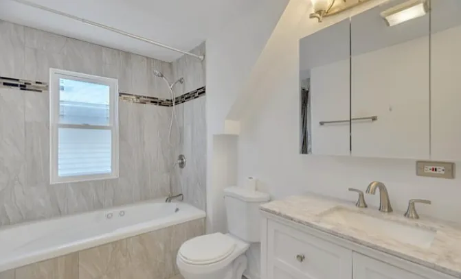 1753 W Newport Ave #2 — Photo 5
