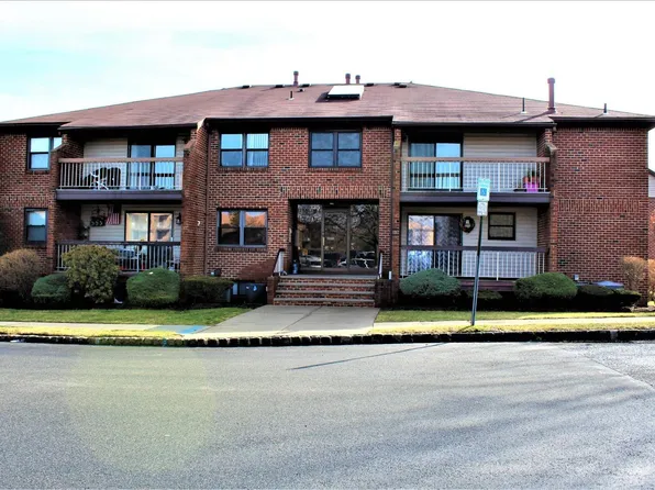 135-G Beverly Hill Ter, Woodbridge, NJ 07095