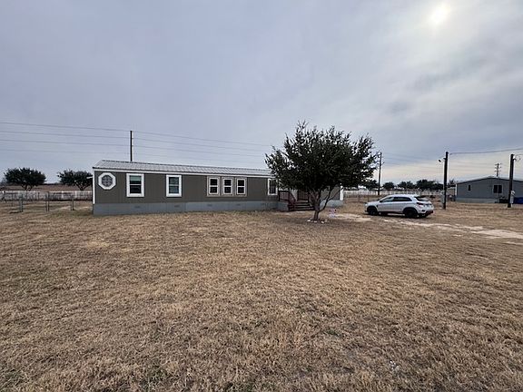 3rd image of 9470 Us Highway 87 W Trailer 9