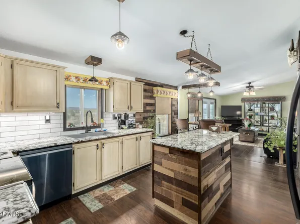 28512 N 151ST Avenue, Surprise, AZ 85387