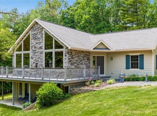 56667 Skyline Dr, Senecaville, OH 43780