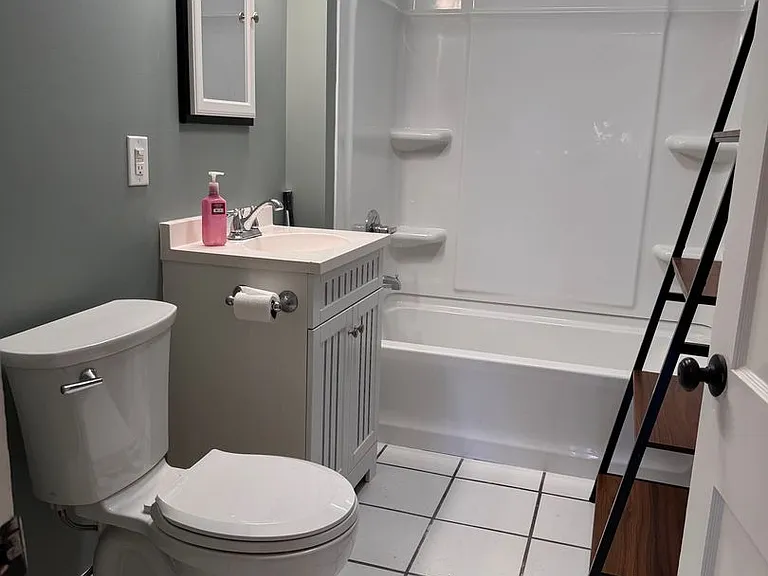 333 Foust St — Photo 16
