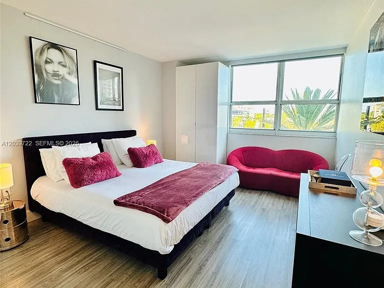 650 West Ave #403 — Photo 10