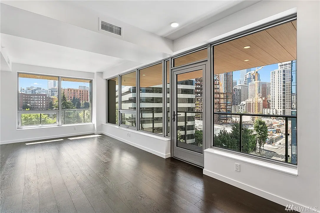 1 bed, 686 sqft, $2,950 — Photo 2