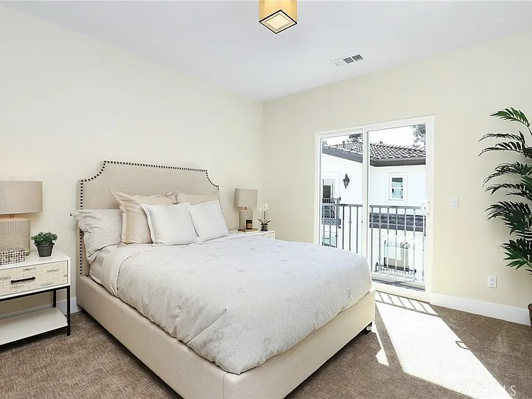 15 Turnberry Ln — Photo 22