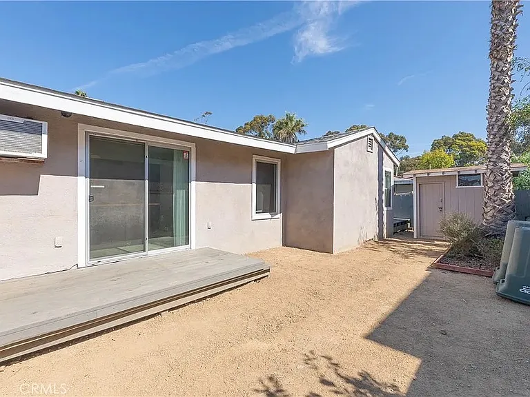 Palm Ave — Photo 15